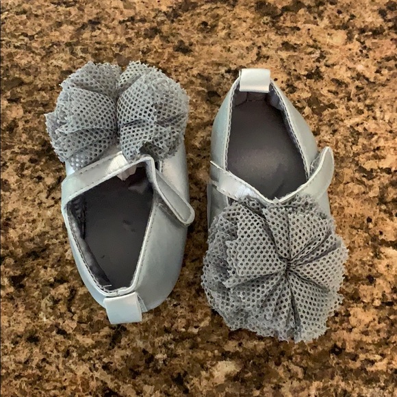 **WHOLESALE** Baby Shoe Assortment - Picture 4 of 7
